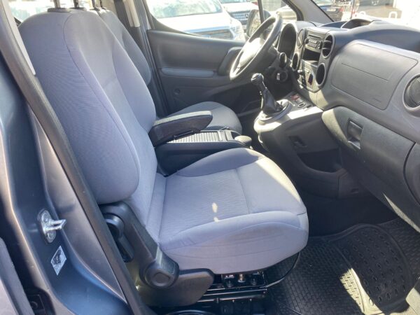 PEUGEOT - Partner Tepee Access 1.6 HDi 92cv Euro 5 - Imagen 8