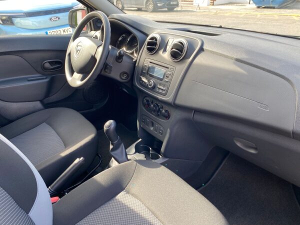 DACIA - Sandero Ambiance 1.2 75cv - Imagen 8