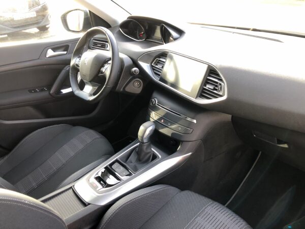 PEUGEOT - 308 SW Allure 1.2 PureTech 96KW 130CV Auto - Imagen 13