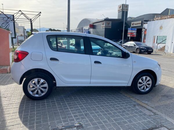 DACIA - Sandero Ambiance 1.2 75cv - Imagen 4
