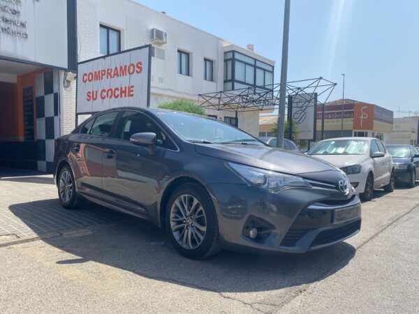 TOYOTA Avensis 2.0 150D ADVANCE - Imagen 5