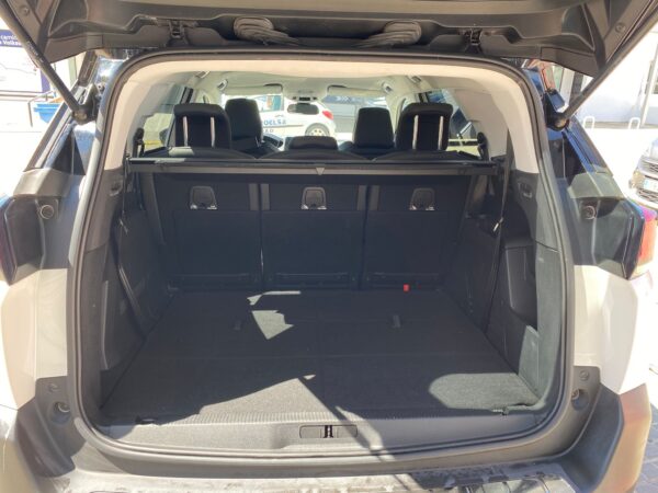 PEUGEOT - 5008 Allure 1.2L PureTech 96kW 130CV SS - Imagen 15
