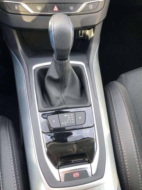 PEUGEOT - 308 SW Allure 1.2 PureTech 96KW 130CV Auto - Imagen 10