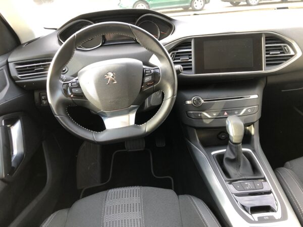 PEUGEOT - 308 SW Allure 1.2 PureTech 96KW 130CV Auto - Imagen 6