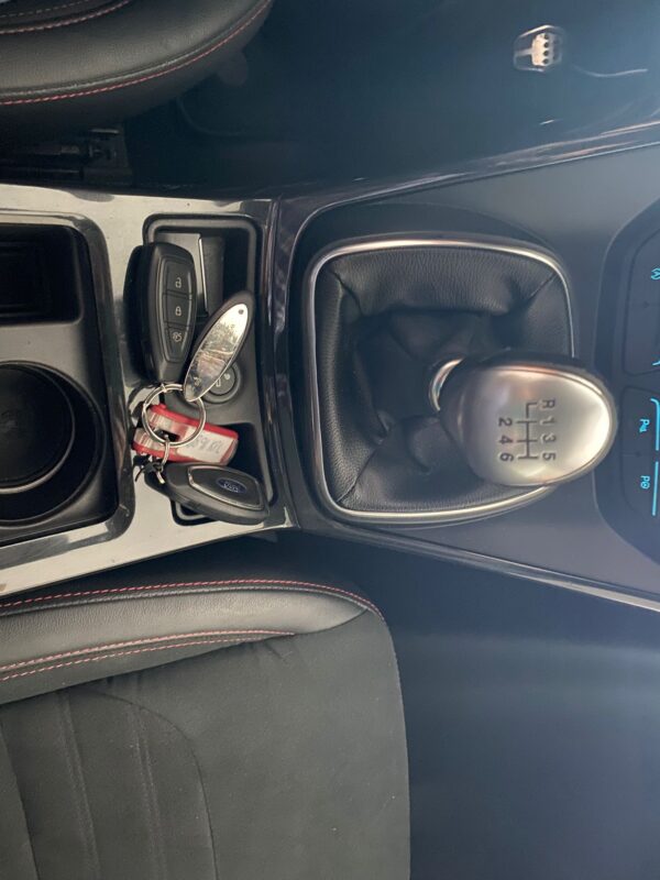 FORD - Kuga 2.0 TDCi 110kW 4x2 ASS STLine - Imagen 15