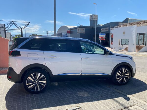 PEUGEOT - 5008 Allure 1.2L PureTech 96kW 130CV SS - Imagen 4