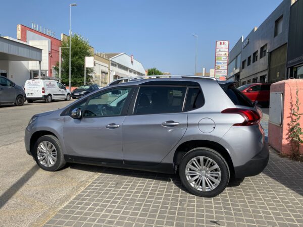 PEUGEOT 2008 Style 1.6 BlueHDi 73KW 100CV - Imagen 3