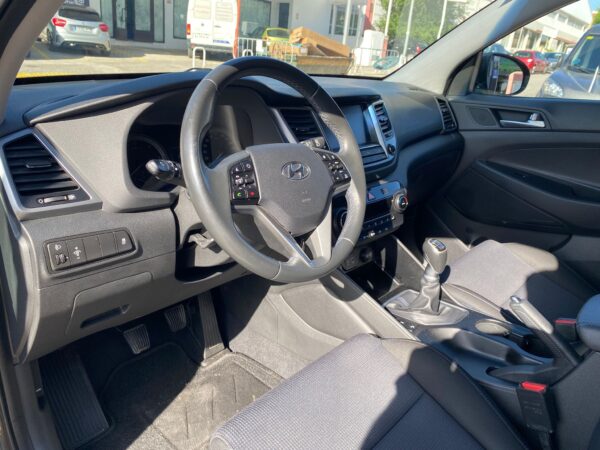 HYUNDAI TUCSON 1.7 CRDi 85kW 115CV BD Klass Nav 4x2 - Imagen 8