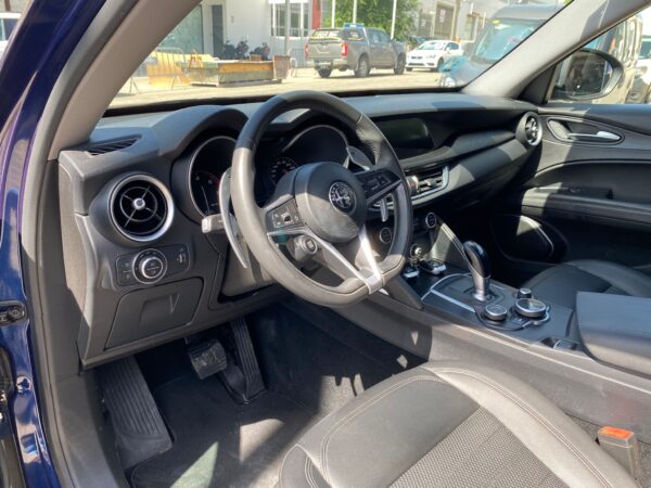 ALFA ROMEO Stelvio 2.2 Diesel 140kW 190CV Executive AWD - Imagen 8