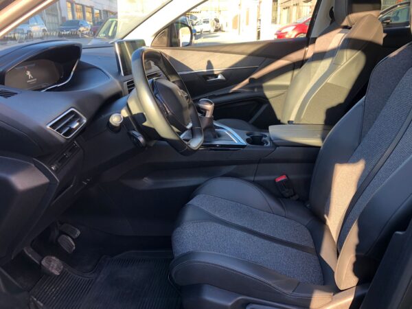 PEUGEOT 3008 1.2 PureTech 96KW 130CV SS Allure - Imagen 7