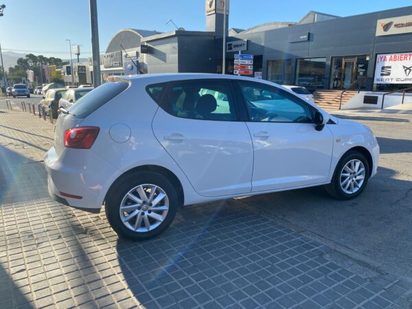 SEAT Ibiza 1.6 TDI 105cv Style - Imagen 4