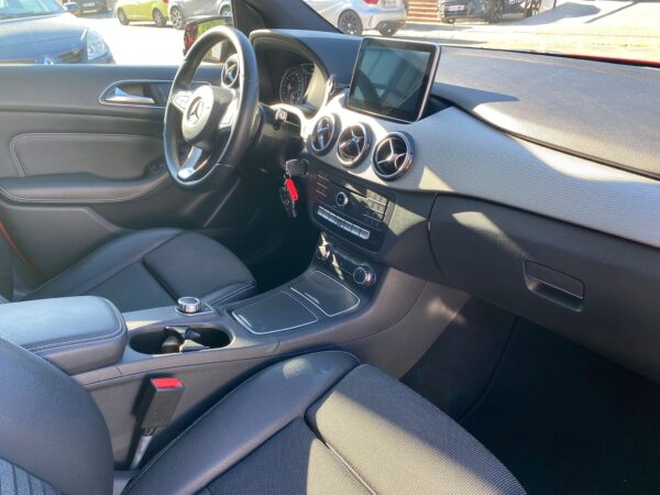 MERCEDES-BENZ Clase B B 180 d Urban - Imagen 10