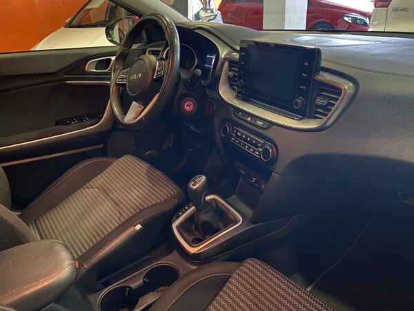 KIA ceed 1.0 TGDi 88kW 120CV Drive - Imagen 13