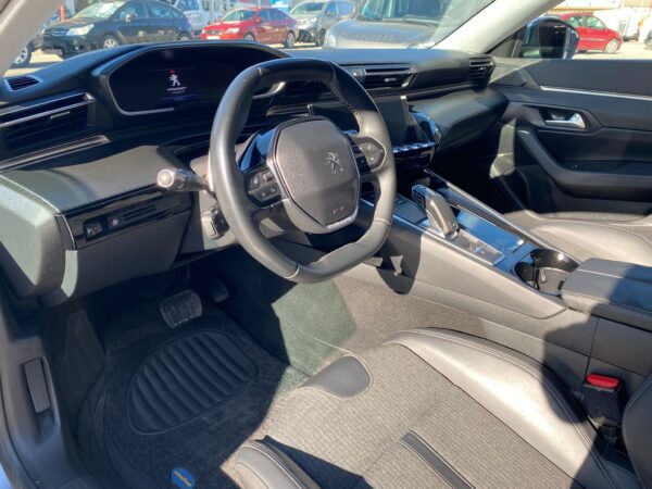 PEUGEOT 508 Allure BlueHDi 96kW 130 SS EAT8 - Imagen 8