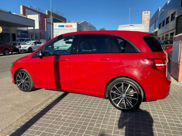 MERCEDES-BENZ Clase B B 180 d Urban - Imagen 3