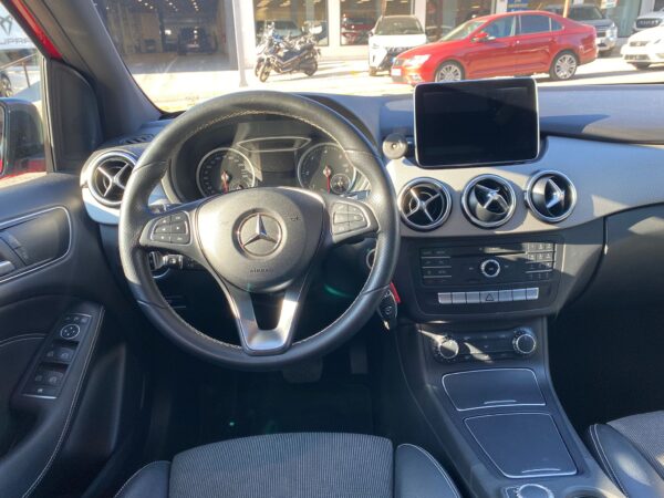 MERCEDES-BENZ Clase B B 180 d Urban - Imagen 7