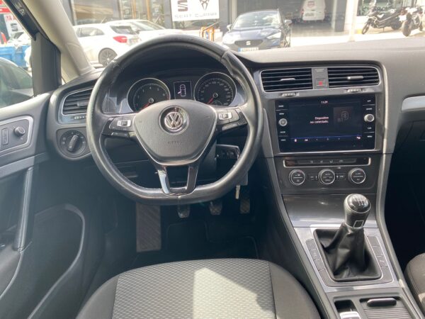 VOLKSWAGEN Golf Advance 1.0 TSI 81kW 110CV - Imagen 6