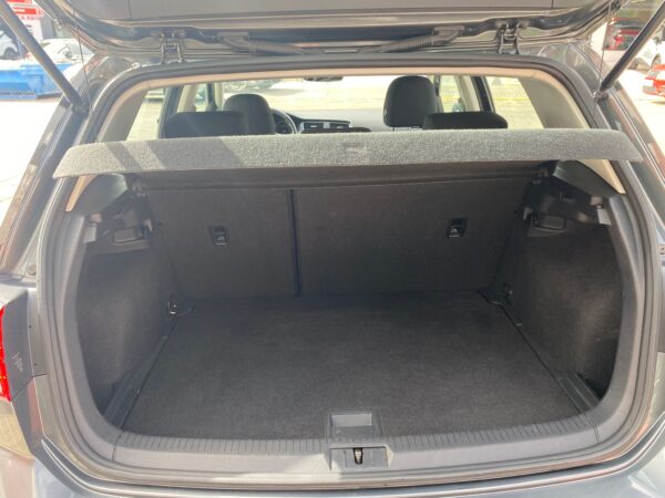 VOLKSWAGEN Golf Advance 1.0 TSI 81kW 110CV - Imagen 12