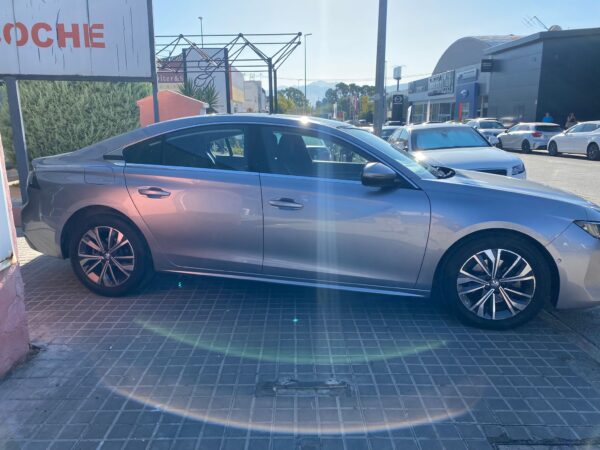 PEUGEOT 508 Allure BlueHDi 96kW 130 SS EAT8 - Imagen 4