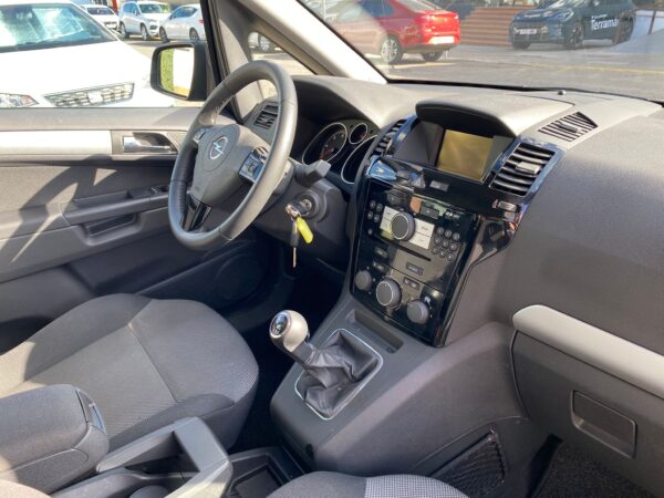 OPEL Zafira 1.7 CDTi 110 CV Family - Imagen 11