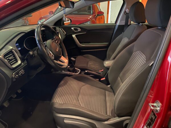 KIA ceed 1.0 TGDi 88kW 120CV Drive - Imagen 7
