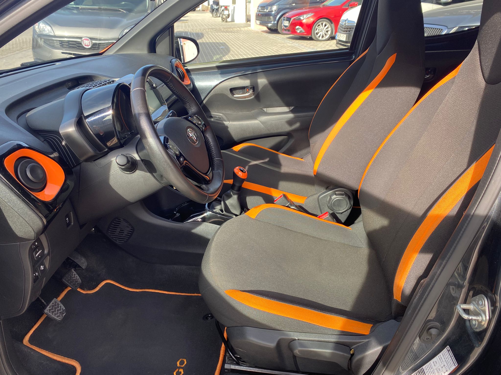 TOYOTA Aygo 1.0 70 xcite JBL - Imagen 7