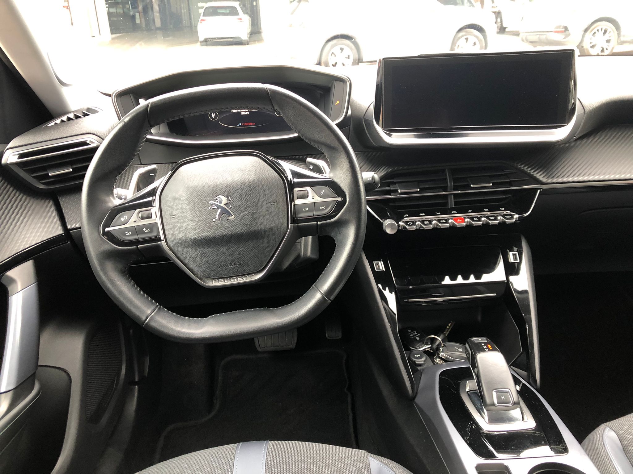 PEUGEOT 2008 Allure BlueHDI 130 SS EAT8 - Imagen 6