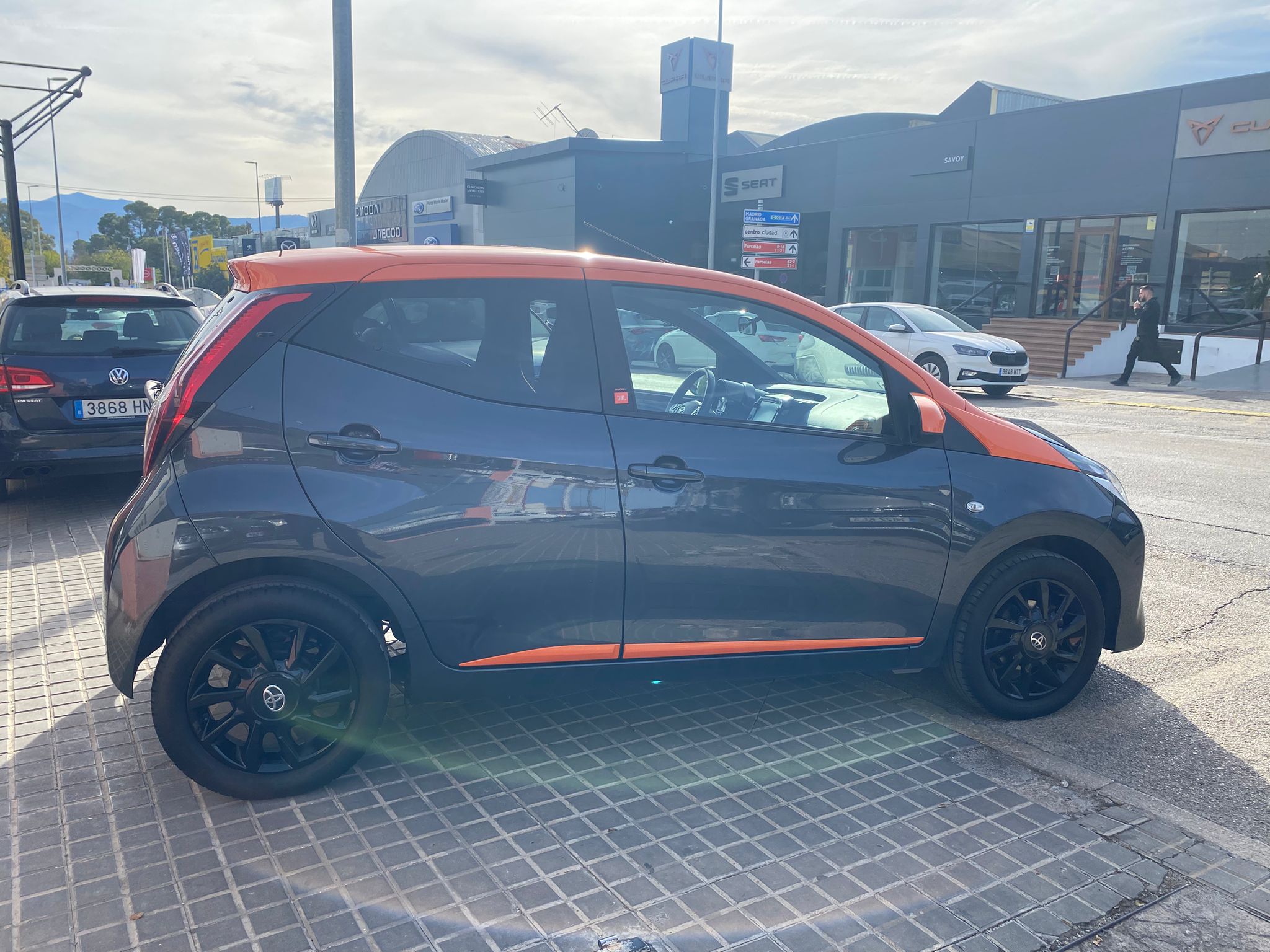 TOYOTA Aygo 1.0 70 xcite JBL - Imagen 4