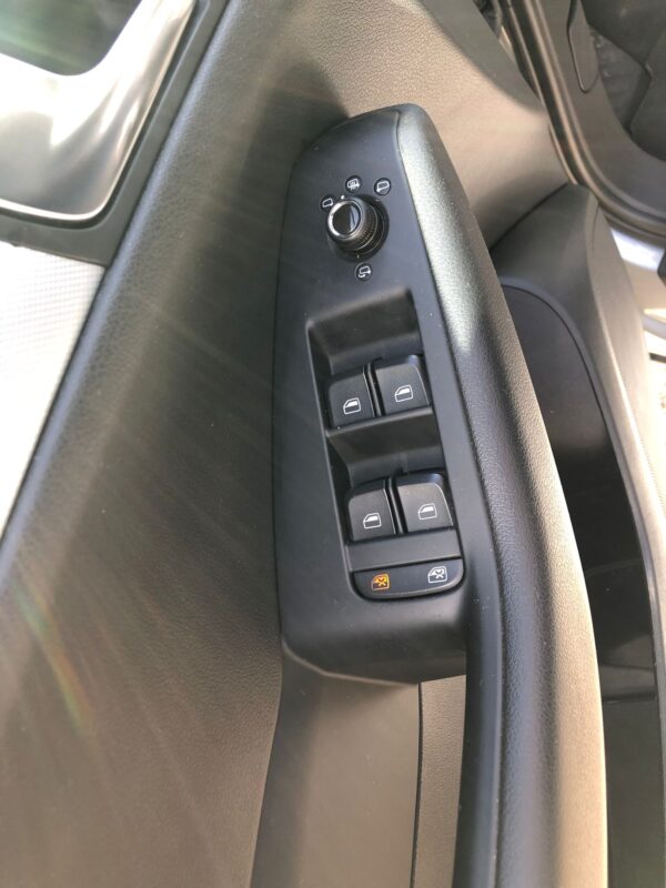 AUDI Q5 2.0 TFSI 211cv quattro S tronic - Imagen 9