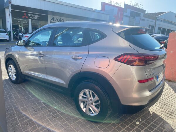 HYUNDAI TUCSON 1.6 CRDI 85kW 116CV SLE 4X2 - Imagen 3