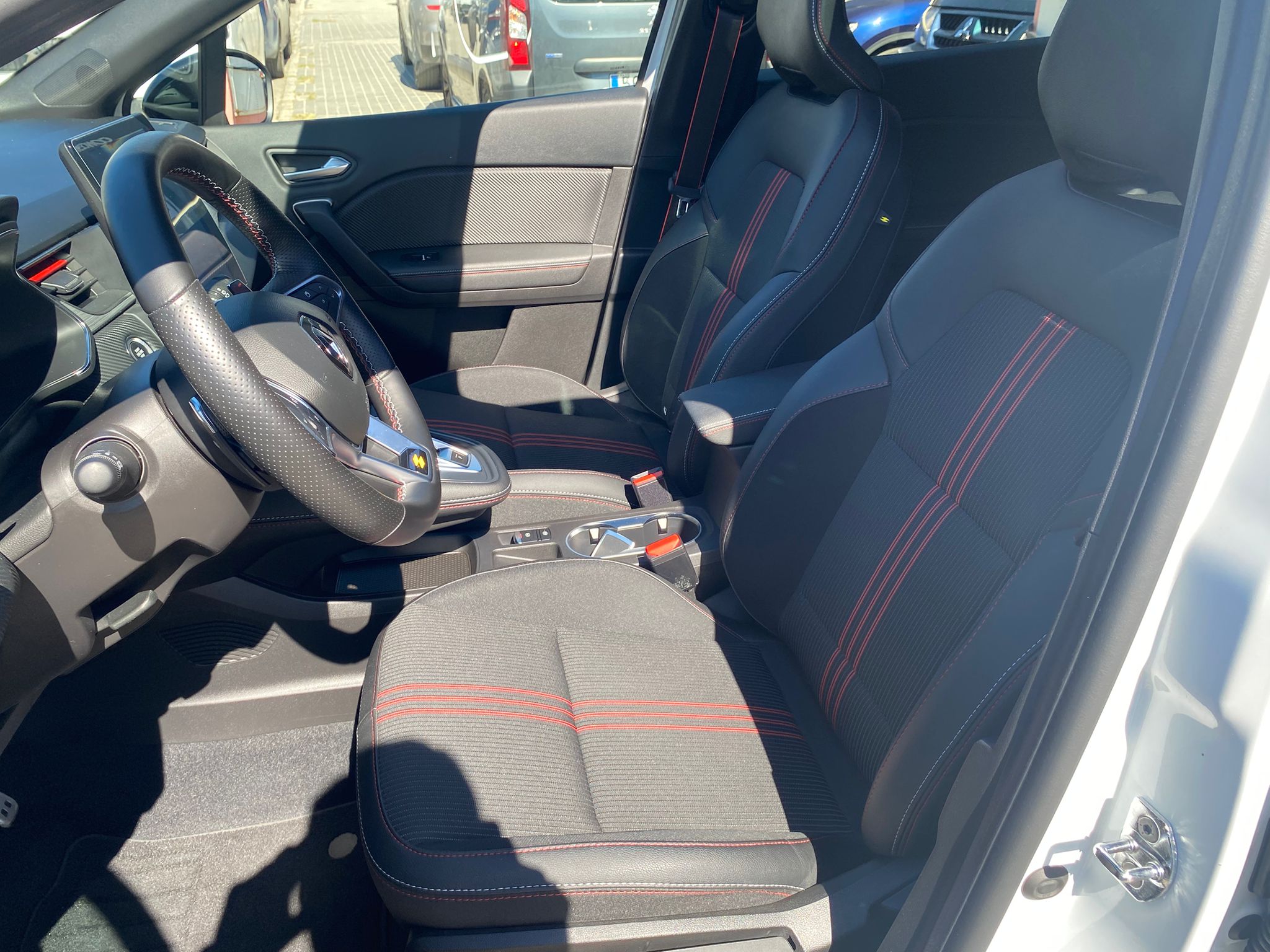 RENAULT Captur RS Line TCe 160 EDC - Imagen 7