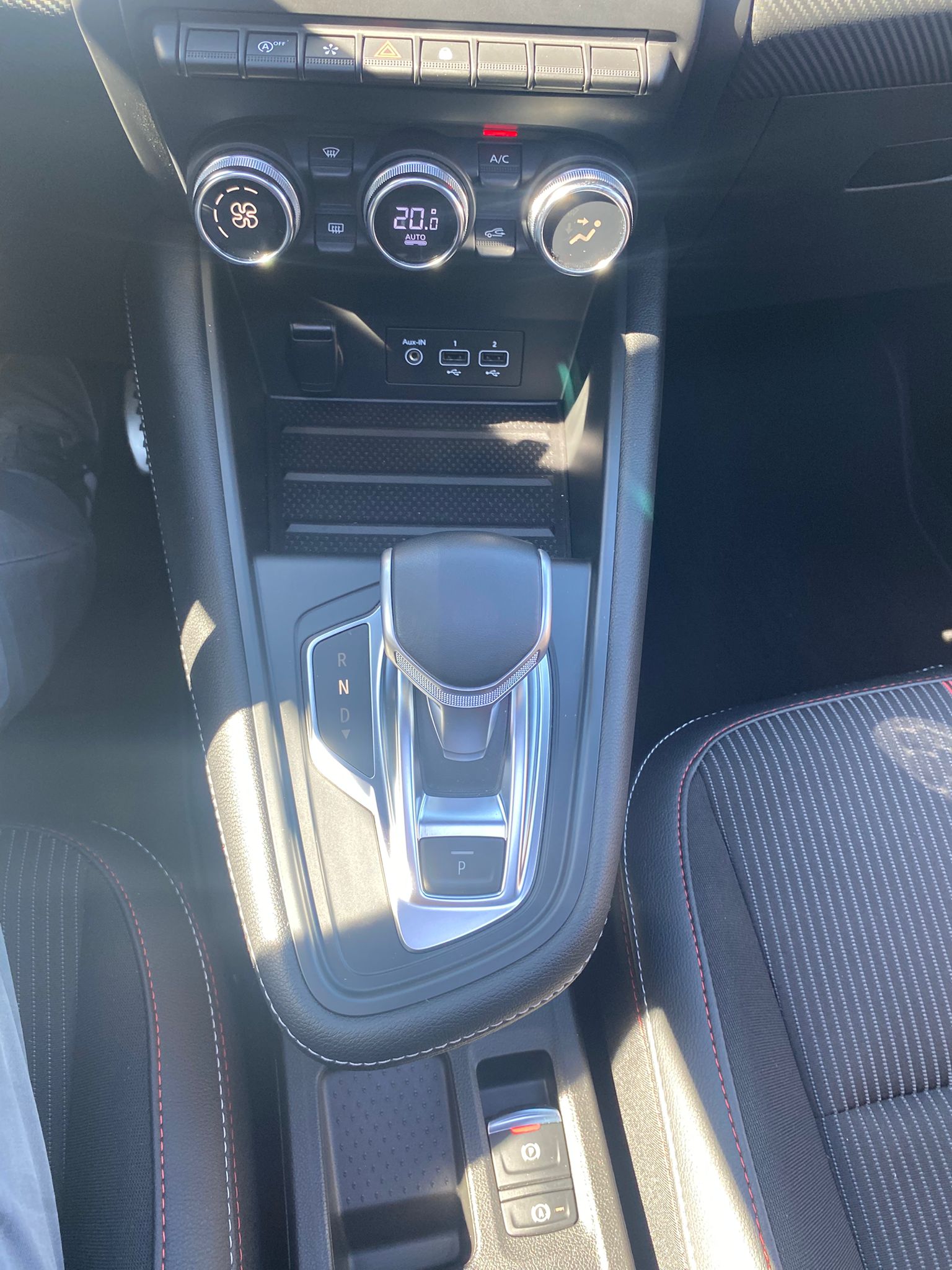 RENAULT Captur RS Line TCe 160 EDC - Imagen 12