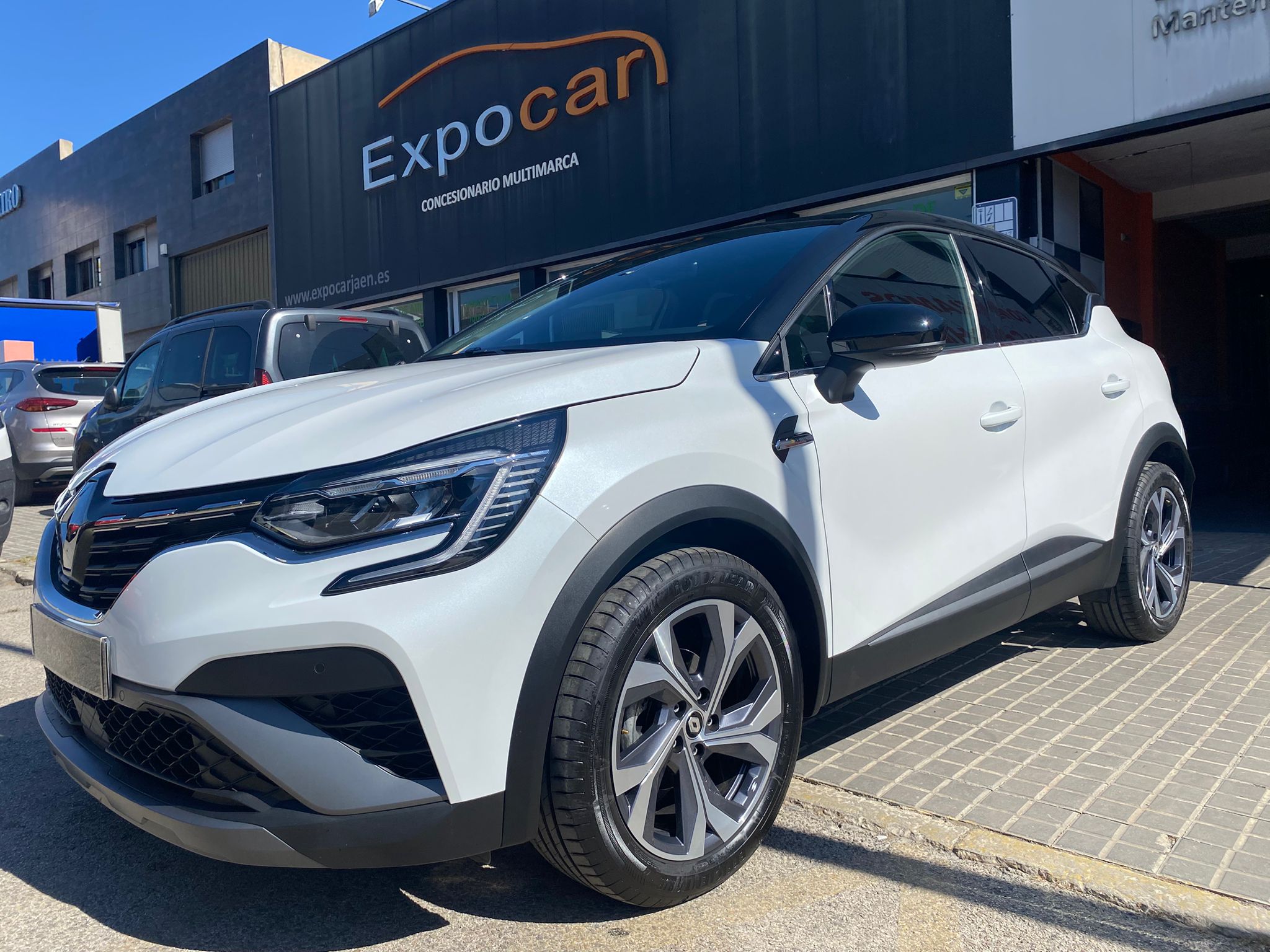 RENAULT Captur RS Line TCe 160 EDC - Imagen 2