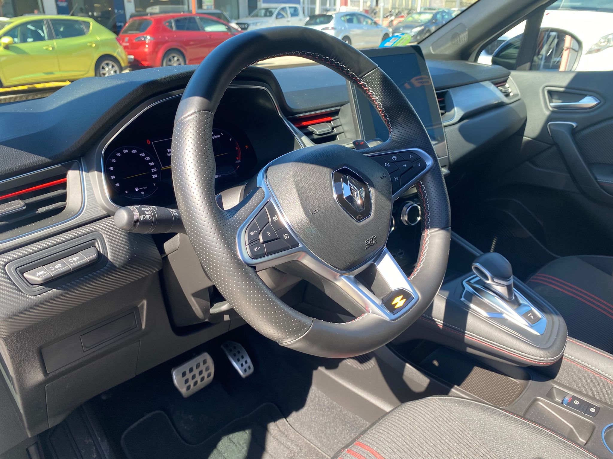 RENAULT Captur RS Line TCe 160 EDC - Imagen 8
