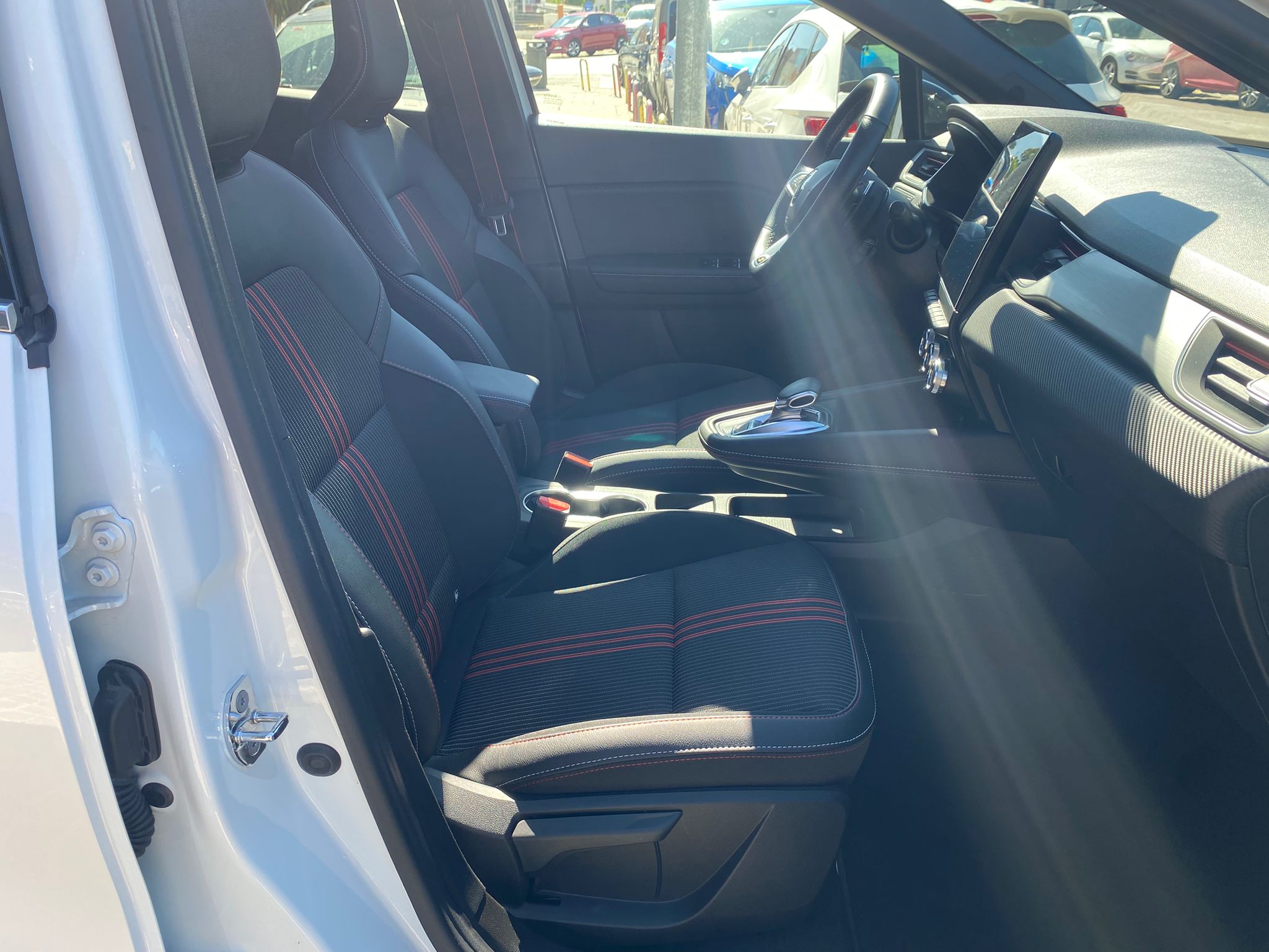 RENAULT Captur RS Line TCe 160 EDC - Imagen 16