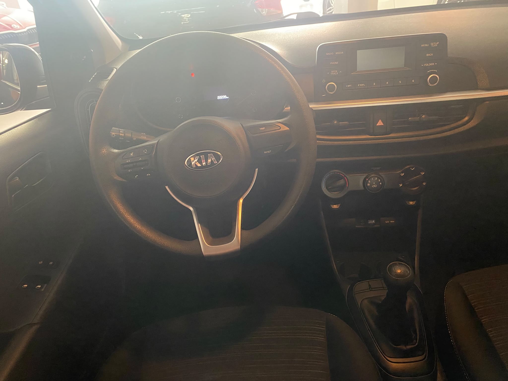 KIA Picanto 1.0 CVVT 49kW Concept Pack Comfort - Imagen 5