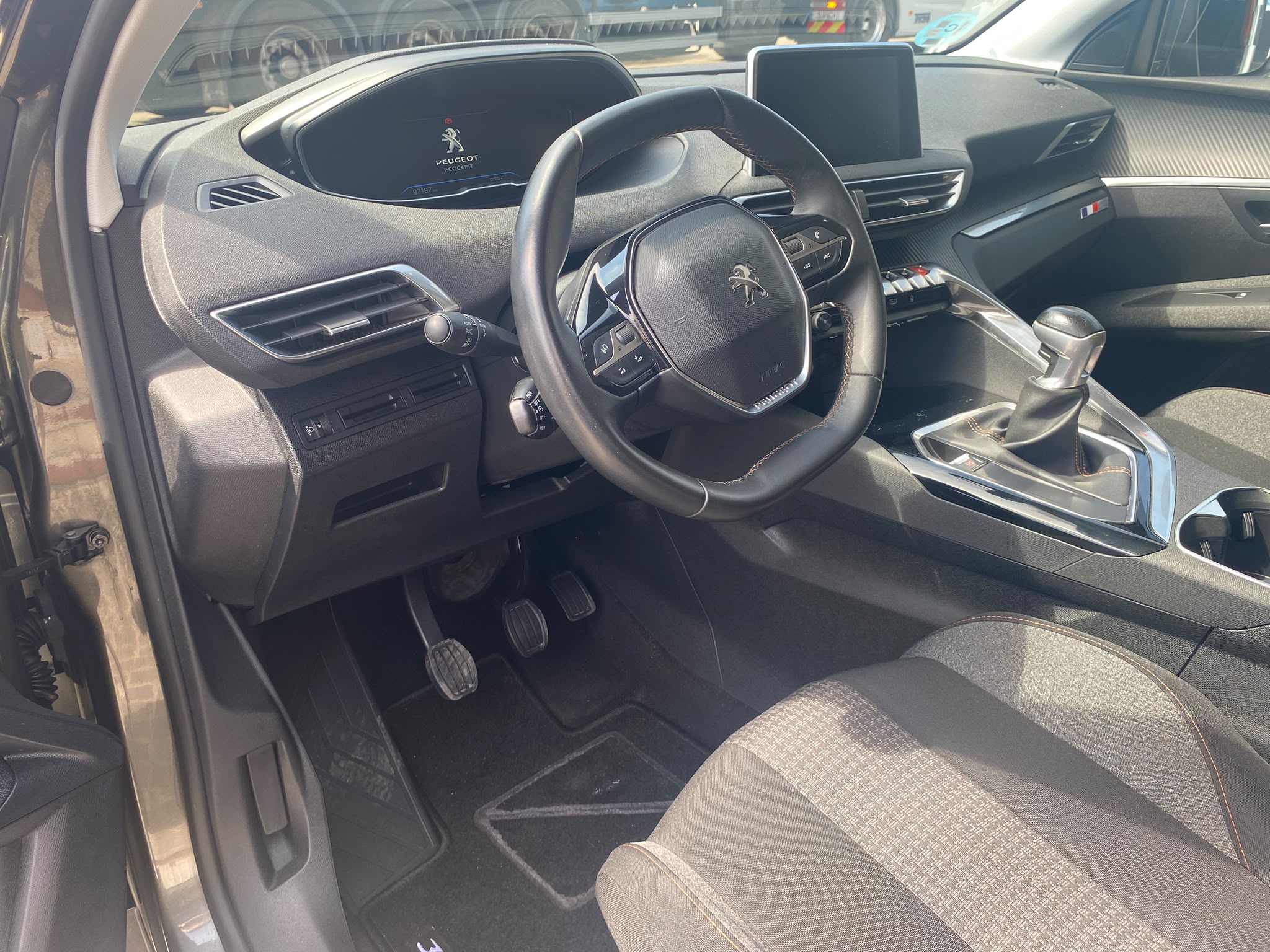 PEUGEOT 3008 1.6BLUEHDI 88KW 120CV ACTIVE SS - Imagen 7