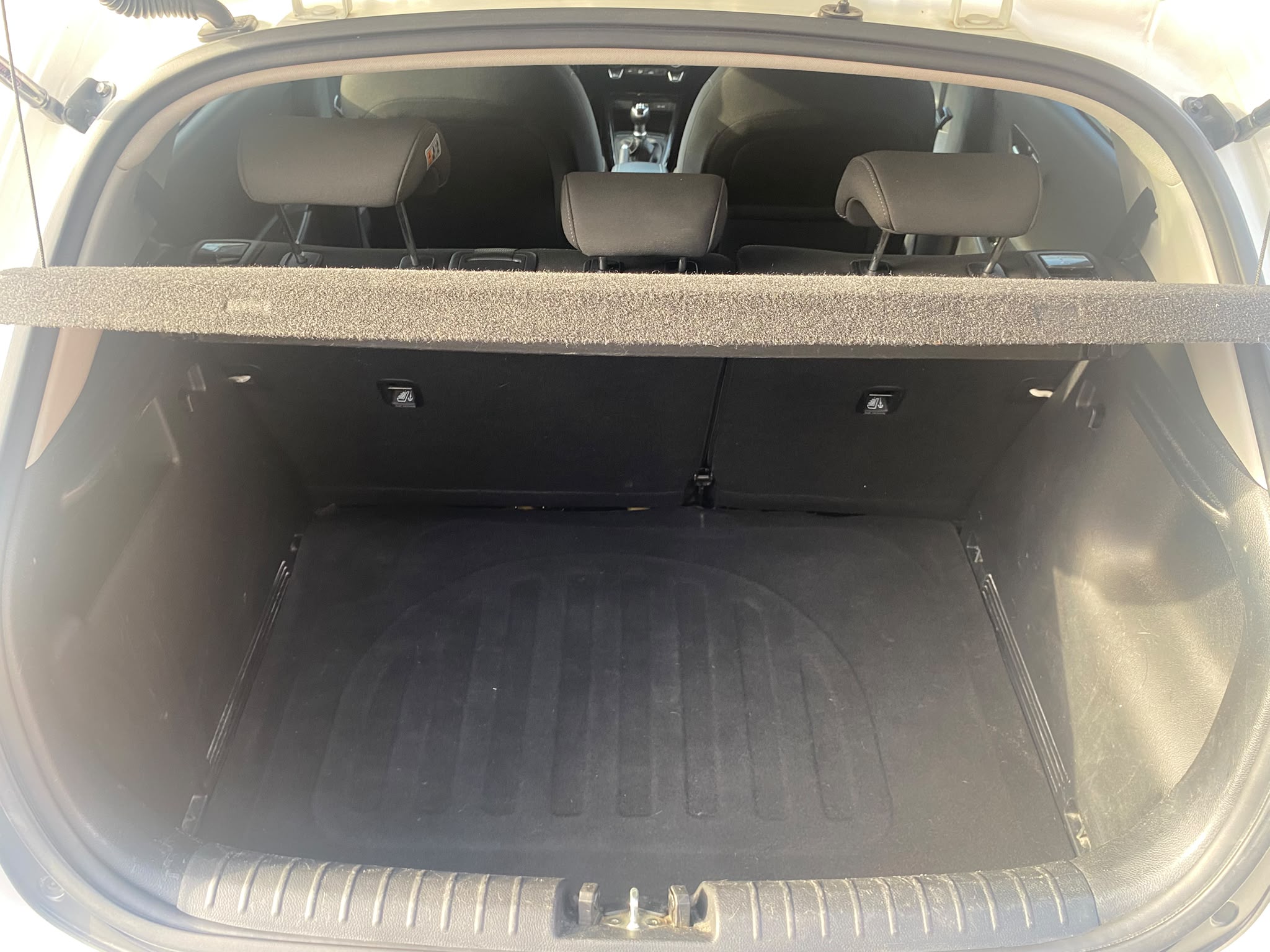 KIA Stonic 1.2 CVVT 62kW 84CV Drive EcoDynamics - Imagen 12