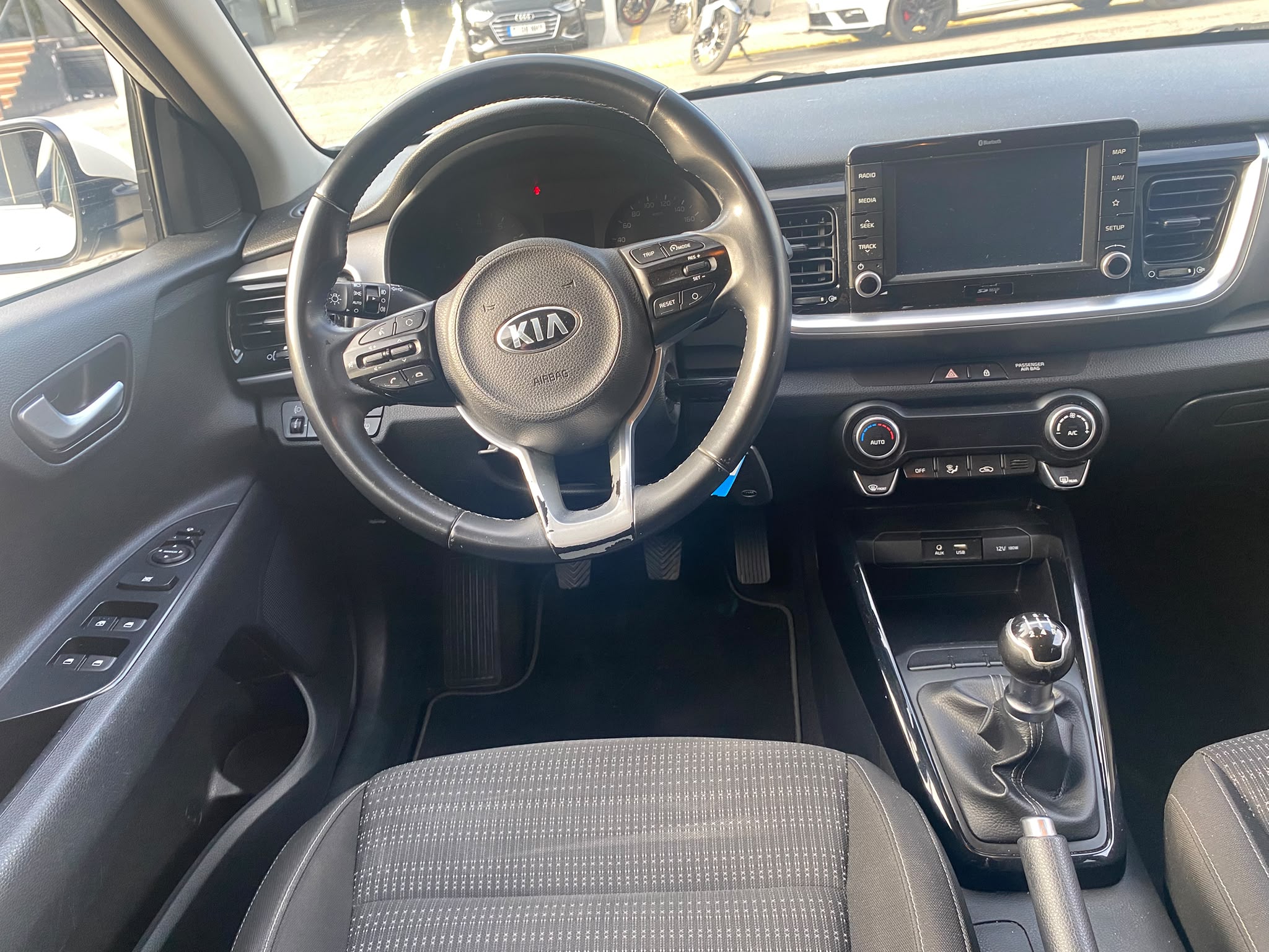 KIA Stonic 1.2 CVVT 62kW 84CV Drive EcoDynamics - Imagen 6