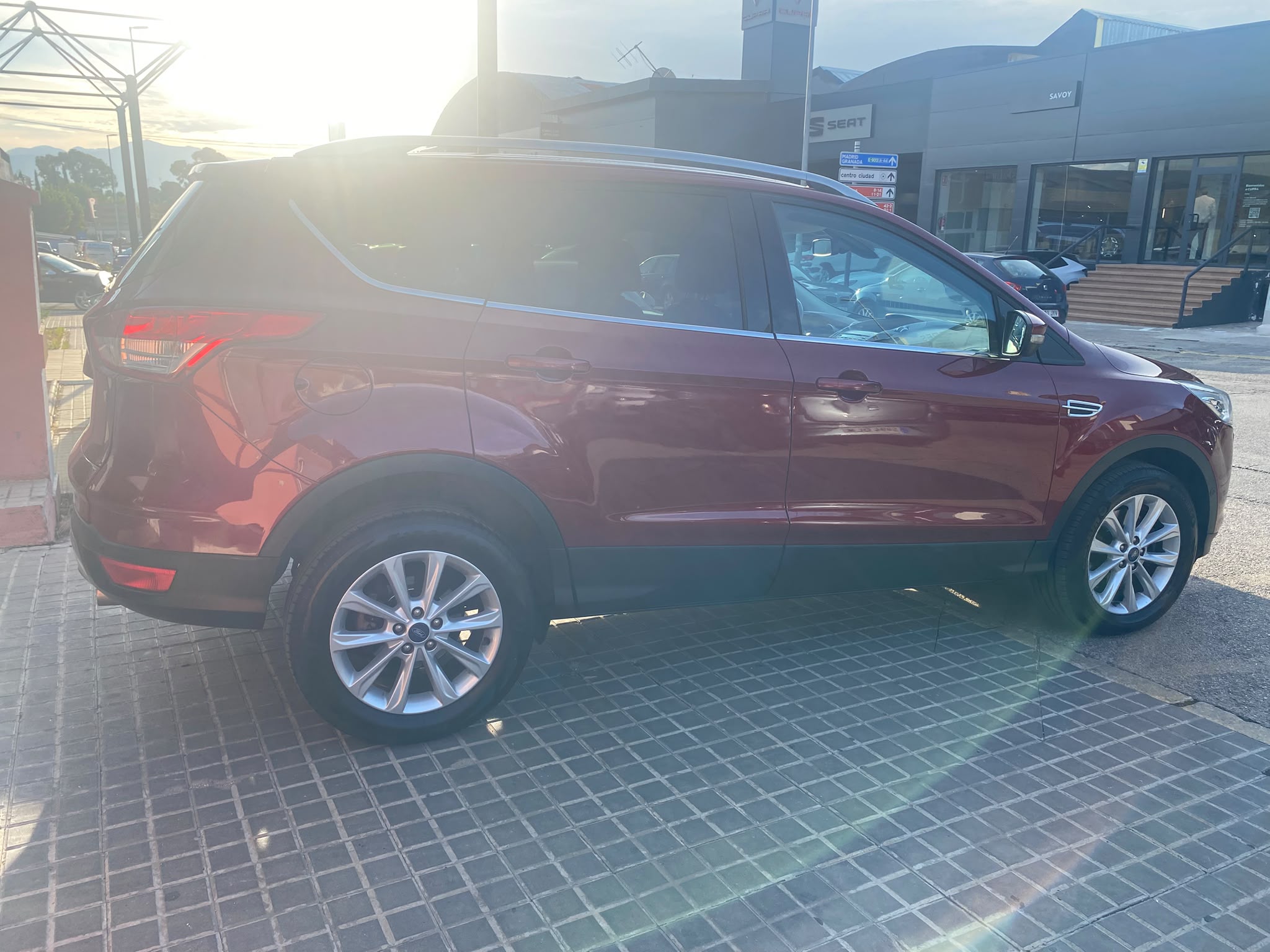 FORD Kuga 2.0 TDCi 120 4x2 Titanium - Imagen 4